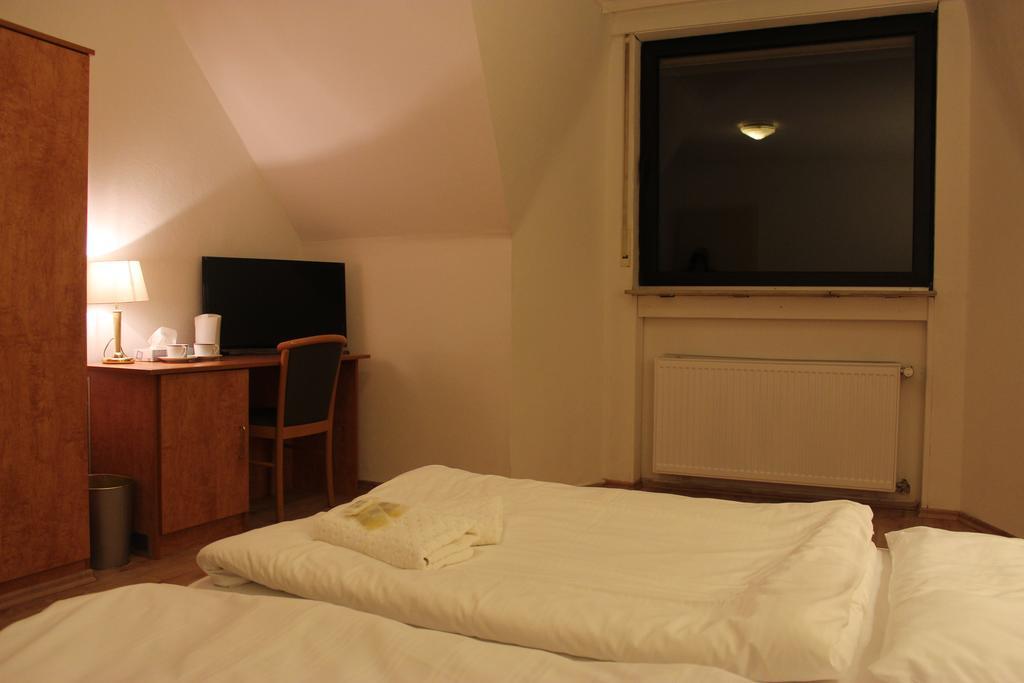 Hotel Gaya Bad Soden am Taunus Quarto foto